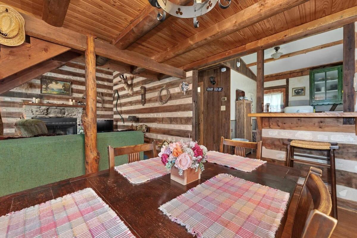 Das Eck Haus - Cozy Cabin Getaway Fredericksburg Exteriör bild