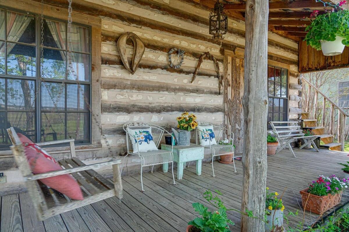 Das Eck Haus - Cozy Cabin Getaway Fredericksburg Exteriör bild